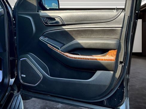 Used 2020 Chevrolet Tahoe Premier AWD/4WD image 27