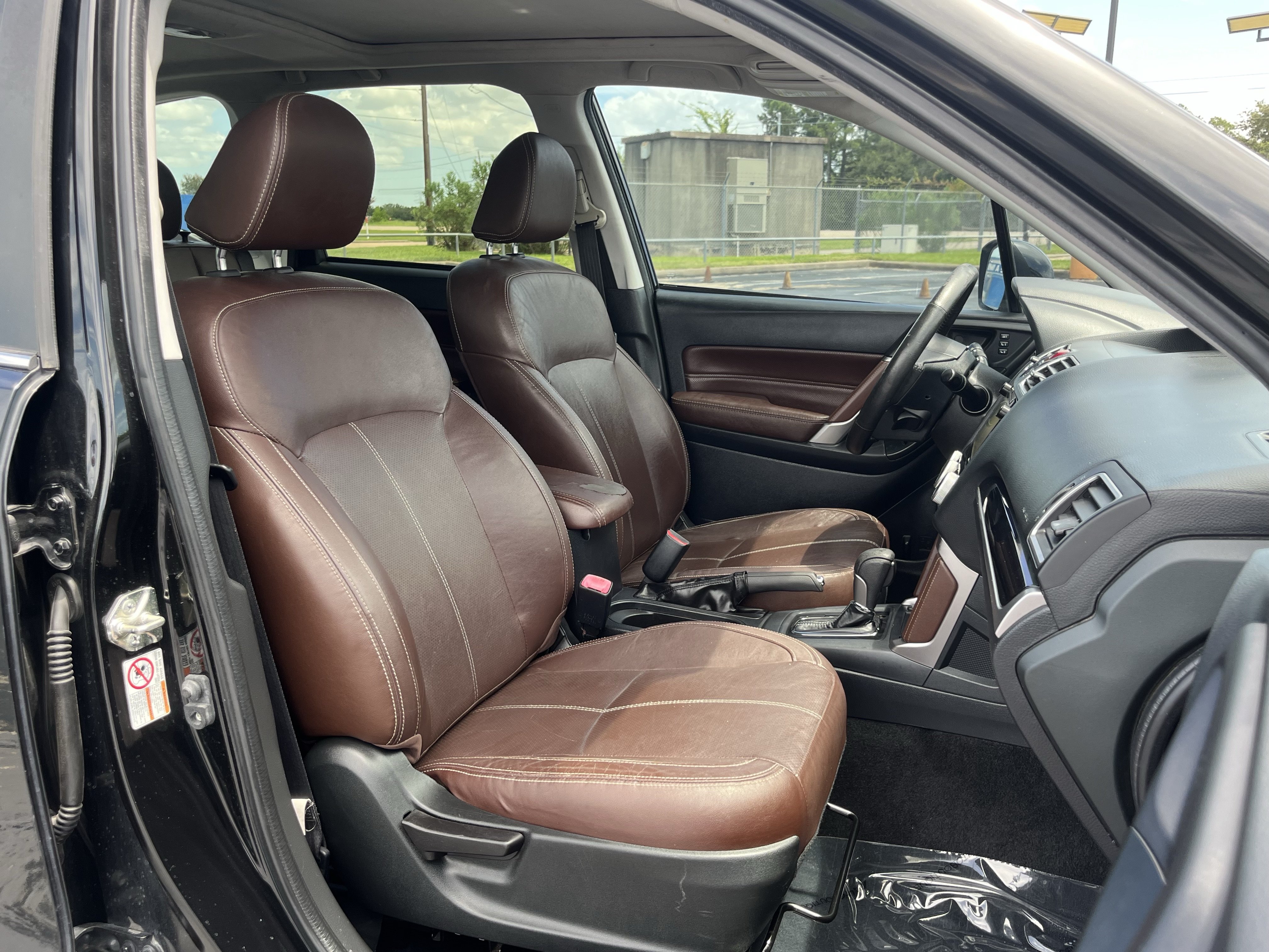 Used 2017 Subaru Forester 2.5i Touring AWD/4WD image 32