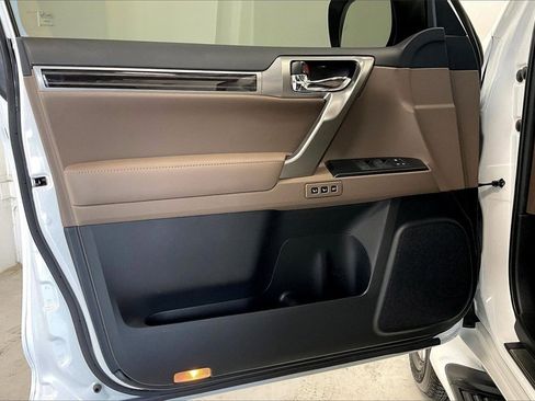 Used 2023 Lexus GX 460 Premium image 21