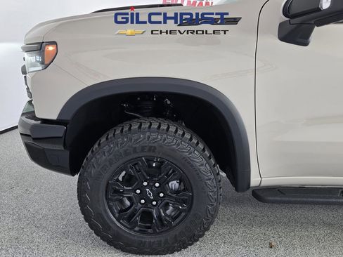 New 2026 Chevrolet Silverado 1500 ZR2 w/ Dark Appearance Package image 8