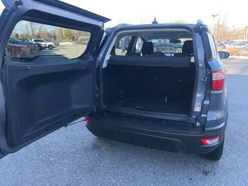 Used 2020 Ford EcoSport SE w/ SE Convenience Package image 6