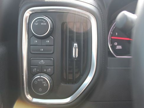 Used 2020 Chevrolet Silverado 2500 LT w/ Z71 Off-Road Package image 23