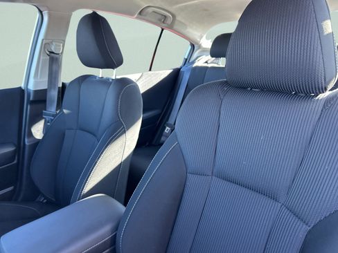 Used 2022 Subaru Legacy image 12
