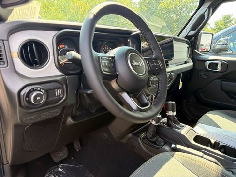 New 2026 Jeep Wrangler Unlimited Sport AWD/4WD image 8