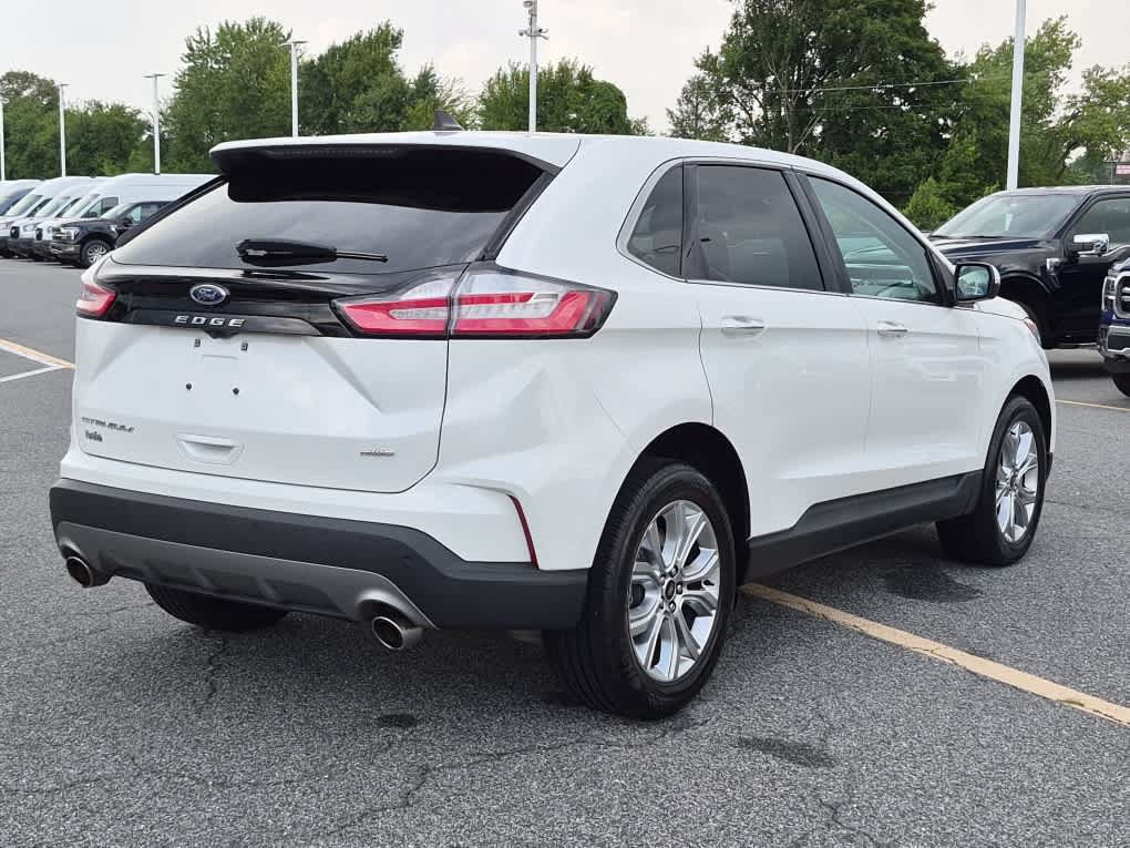 Used 2024 Ford Edge Titanium AWD/4WD image 3
