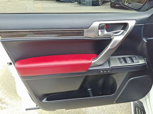 Used 2023 Lexus GX 460 Premium image 14