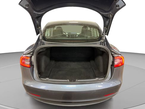 Used 2020 Tesla Model 3 Standard Range RWD image 23