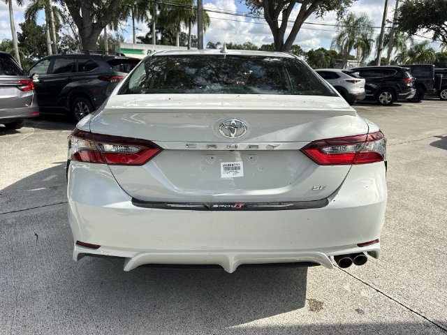 Used 2022 Toyota Camry SE w/ Convenience Package FWD image 24