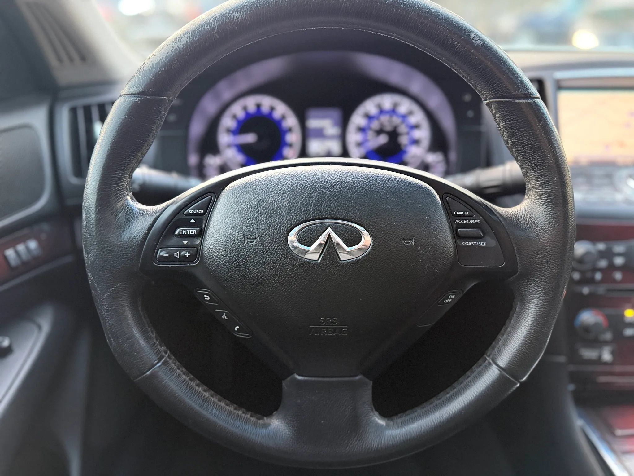 Used 2012 INFINITI G37 x Sedan w/ Premium Pkg AWD/4WD image 31