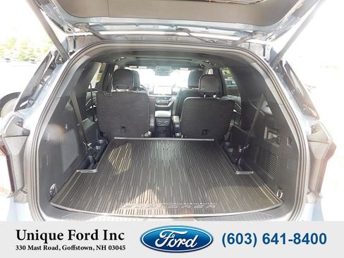 Used 2025 Ford Explorer ST AWD/4WD image 29