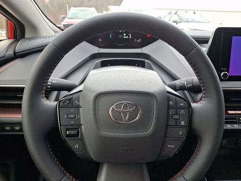 New 2026 Toyota Prius Plug-In Hybrid FWD image 18