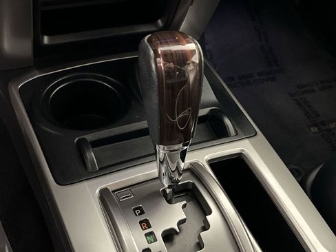 Used 2014 Toyota 4Runner Limited image 21