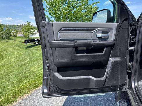 Used 2021 RAM 2500 Big Horn AWD/4WD image 27