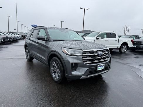 New 2026 Ford Explorer Active image 24