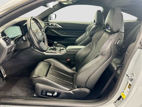 Used 2022 BMW M4 Coupe w/ Executive Package RWD image 18