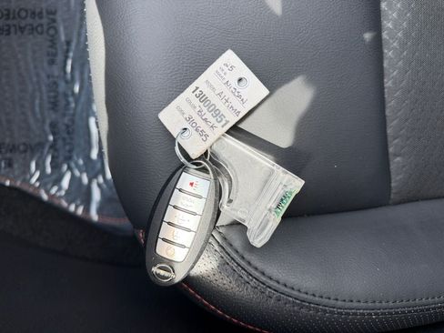 Used 2025 Nissan Altima 2.5 SR FWD image 30