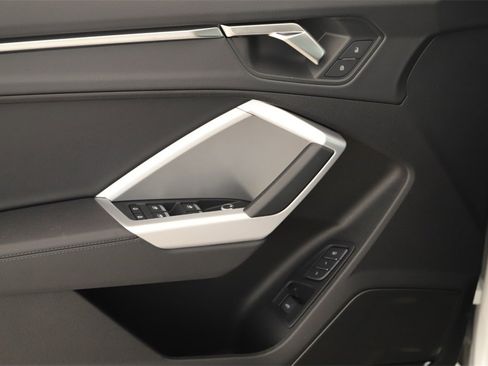 New 2025 Audi Q3 2.0T Premium image 23