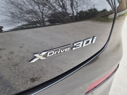 Used 2024 BMW X4 xDrive30i image 8