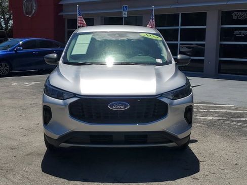 Used 2024 Ford Escape Active image 2