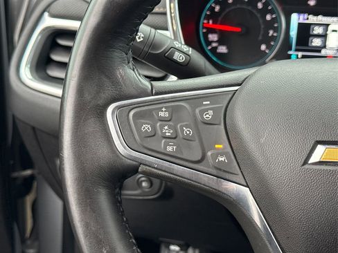 Used 2018 Chevrolet Equinox Premier image 31