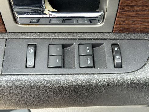 Used 2013 Ford F150 Lariat w/ Luxury Equipment Group AWD/4WD image 20