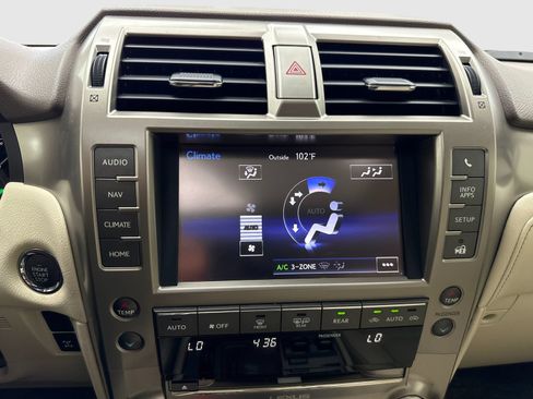 Used 2015 Lexus GX 460 Luxury AWD/4WD image 27