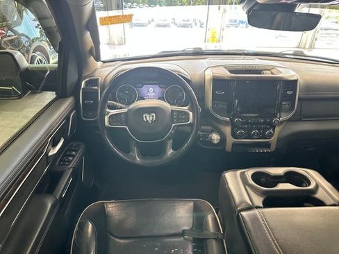 Used 2019 RAM 1500 Laramie AWD/4WD image 2
