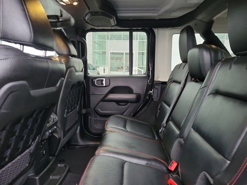 Used 2023 Jeep Wrangler Unlimited Rubicon w/ LED Lighting Group image 11