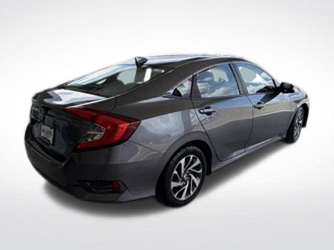 Used 2017 Honda Civic EX image 5