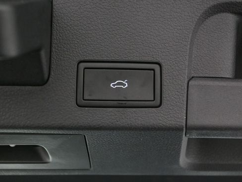 Certified 2023 Volkswagen Arteon SEL Premium image 16