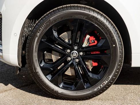 New 2025 Jaguar F-PACE R-Dynamic S AWD/4WD image 11