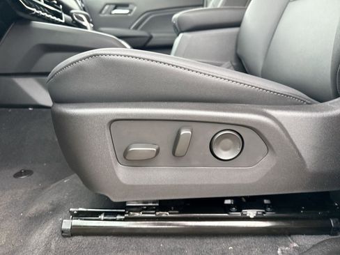 New 2026 GMC Canyon Elevation w/ Convenience Package image 14