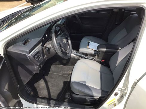 Used 2014 Toyota Corolla L FWD image 12