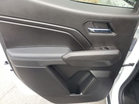 Used 2024 Chevrolet Colorado LT w/ LT Convenience Package image 13