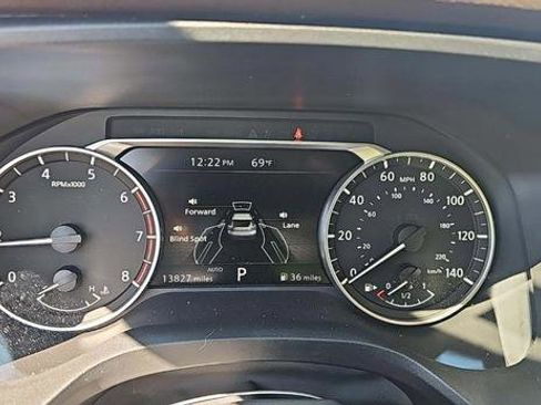 Used 2023 Nissan Rogue SV w/ SV Premium B Package image 7