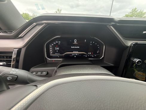 Used 2024 GMC Sierra 1500 Denali w/ Denali Reserve Package AWD/4WD image 15