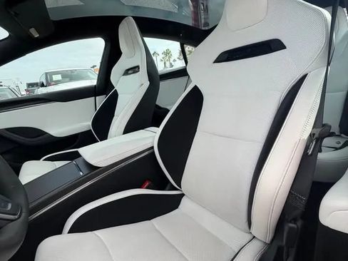 Used 2024 Tesla Model S Plaid AWD/4WD image 9