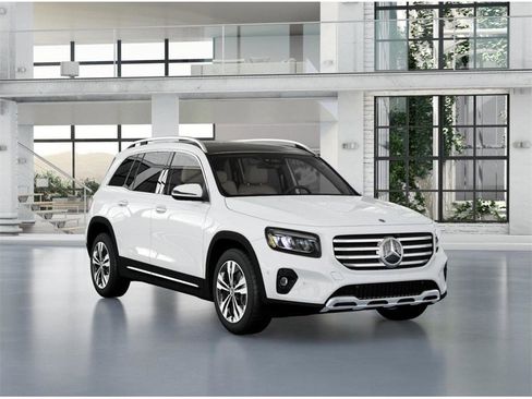 New 2026 Mercedes-Benz GLB 250 4MATIC image 10