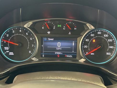 Used 2023 Chevrolet Equinox RS AWD/4WD image 36