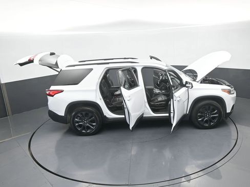 Used 2019 Chevrolet Traverse RS image 73