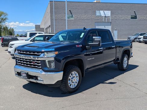 Used 2022 Chevrolet Silverado 3500 LTZ w/ LTZ Plus Package AWD/4WD image 8