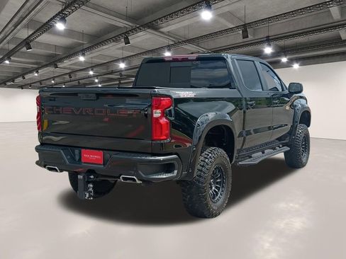 Used 2023 Chevrolet Silverado 1500 LT Trail Boss w/ Convenience Package II AWD/4WD image 16