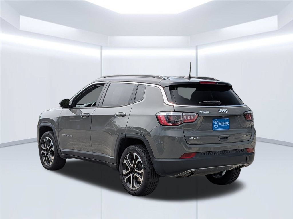 Used 2023 Jeep Compass Limited AWD/4WD image 3