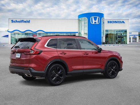 Used 2024 Honda CR-V Sport Touring image 3