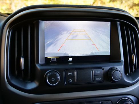 Used 2022 Chevrolet Colorado Z71 image 10