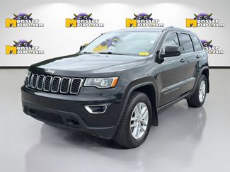 Used 2018 Jeep Grand Cherokee Laredo w/ All-Weather Capability Group AWD/4WD video 1