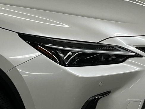 Used 2025 Lexus NX 250 FWD w/ Premium Package image 42