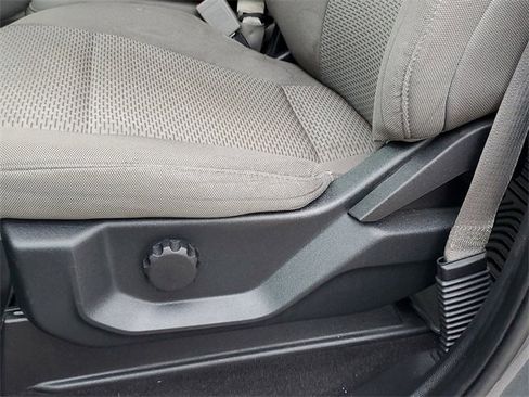 Used 2020 Ford F150 XLT w/ XTR Package image 24