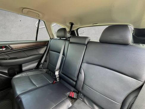 Used 2018 Subaru Outback 2.5i Limited AWD/4WD image 22