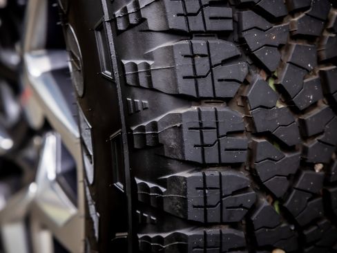 Used 2026 GMC Sierra 1500 SLT AWD/4WD image 26